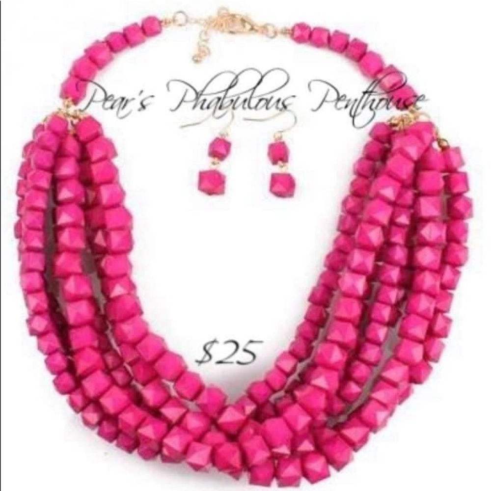 Fuchsia beaded necklace with matching earrings